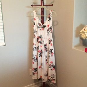 White floral BB Dakota dress